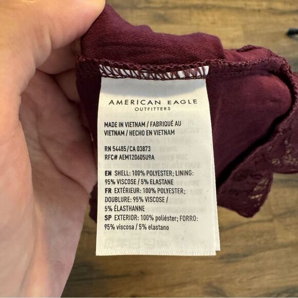 American Eagle Outfitters Maroon Lace Ruched Tie Front Ruffled Hem Crop Top - Picture 5 of 5